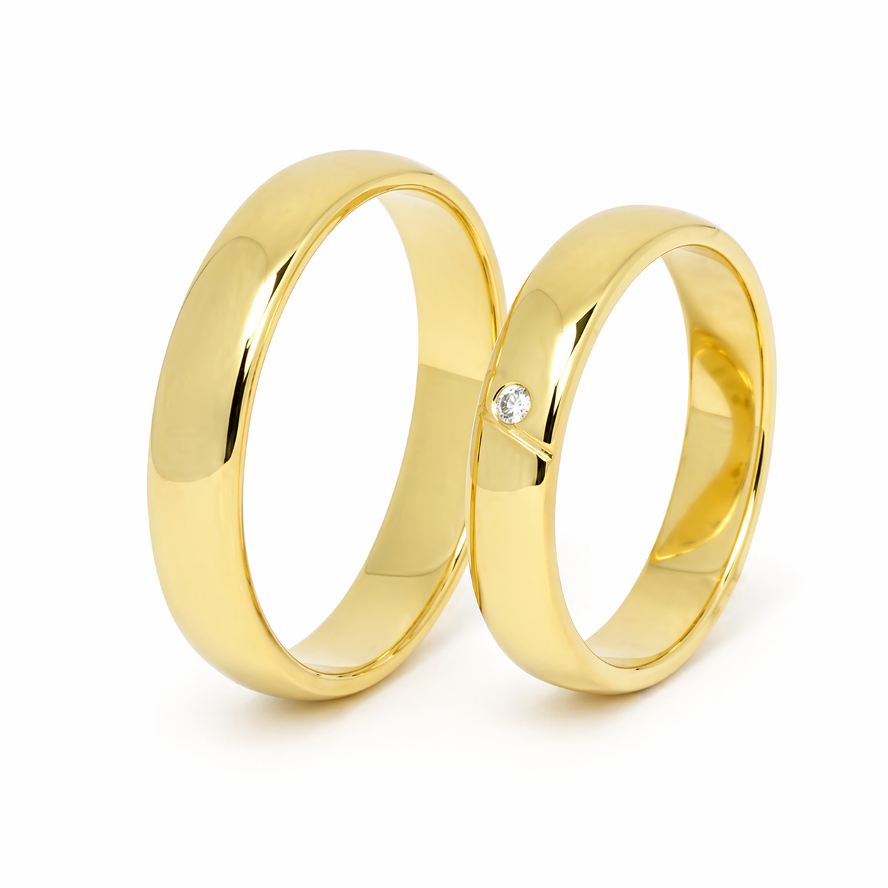 Classic Yellow Gold Wedding Rings with Diamond